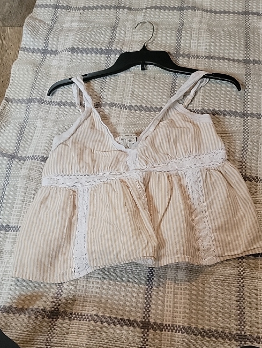 American Eagle Outfitters Tan Lace Babydoll Crop Top ~Size Medium - Picture 3 of 7